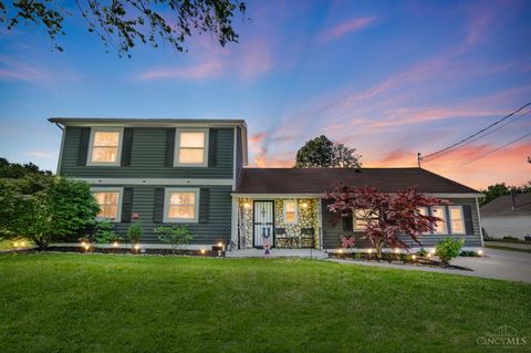 Photo of 5961 Crestview Avenue, Fairfield, OH 45014 (MLS # 1876179)