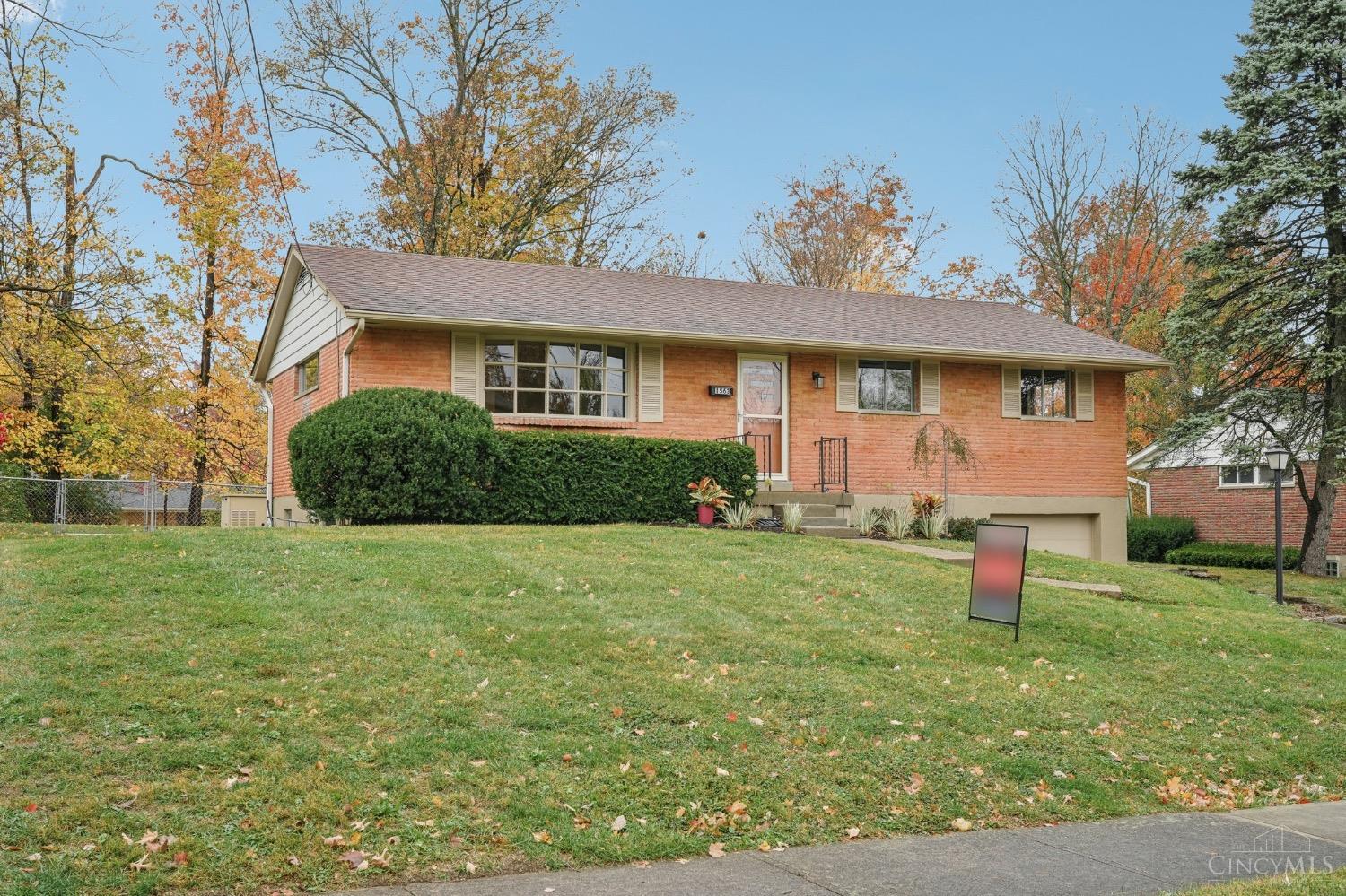 1563 Blueorchard Drive, Anderson Twp, Ohio image 1