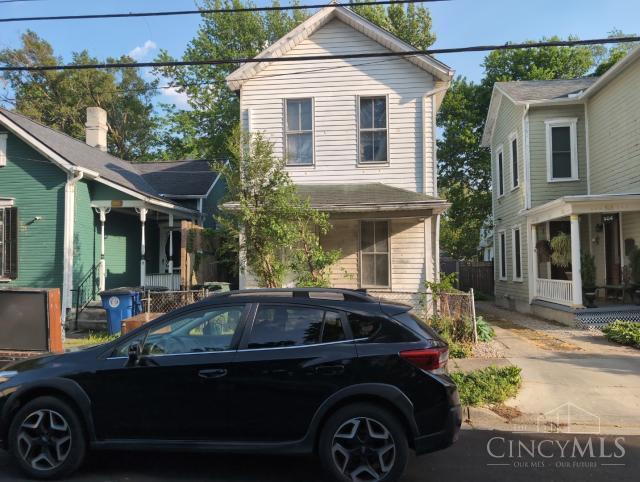 506 Oak Street