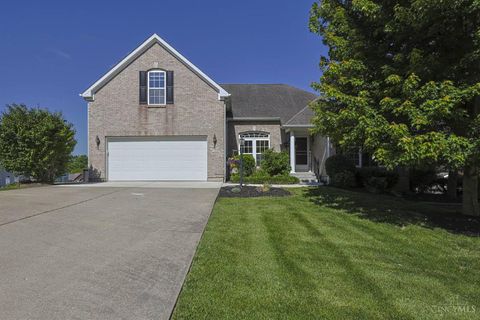 Photo of 8629 Red Hawk Court, Cincinnati, OH 45251 (MLS # 1879355)
