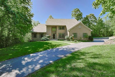 Photo of 7587 Lake Water Drive, Montgomery, OH 45242 (MLS # 1878556)