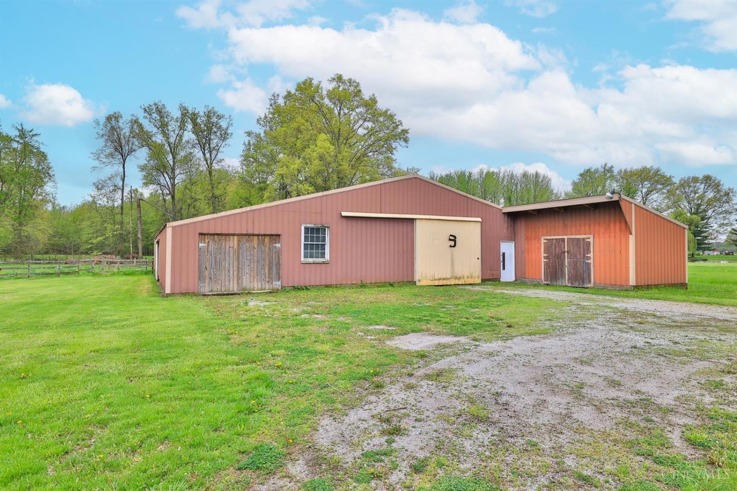 1084 Dehaas Lane, Clayton, Ohio image 39