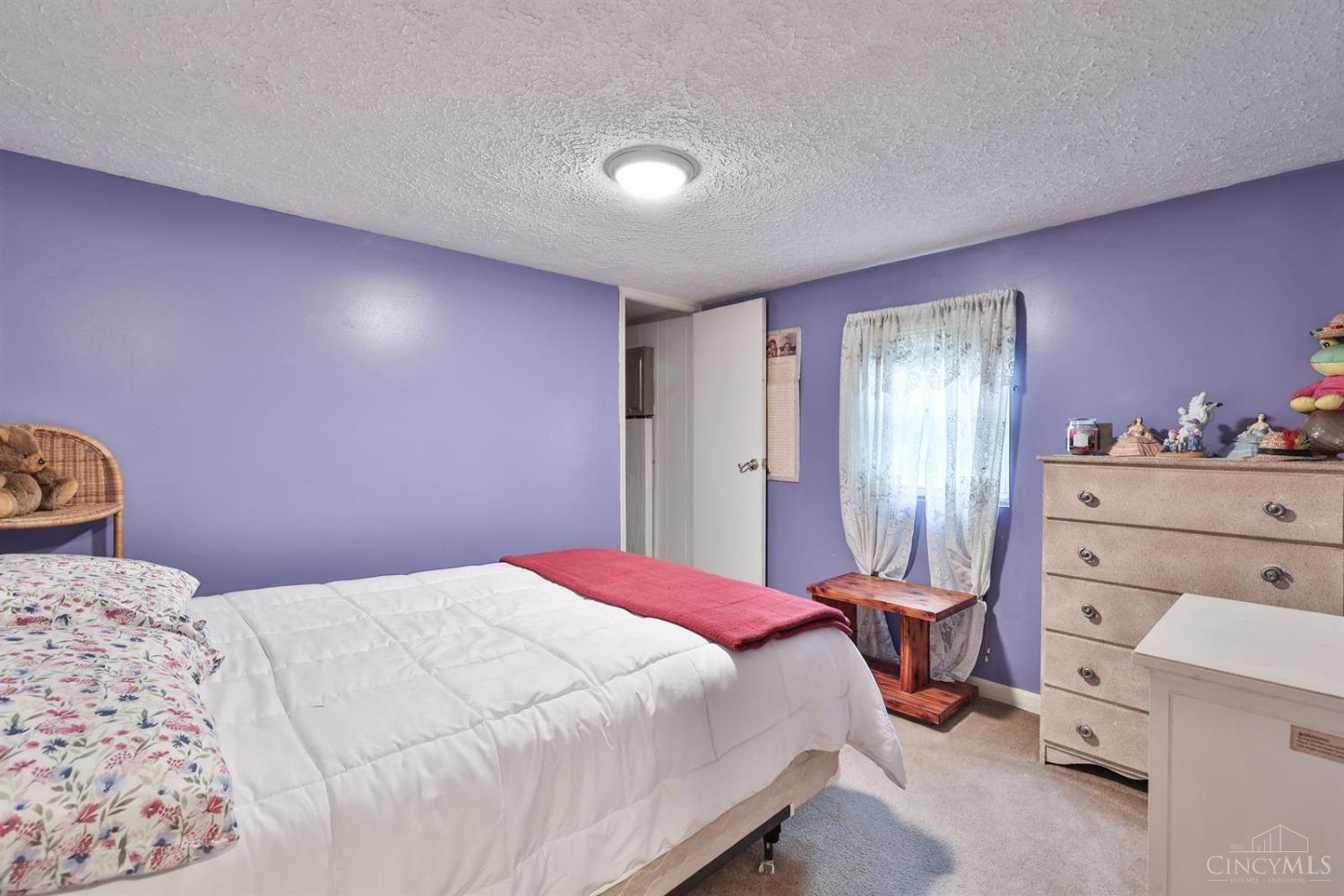 1084 Dehaas Lane, Clayton, Ohio image 23