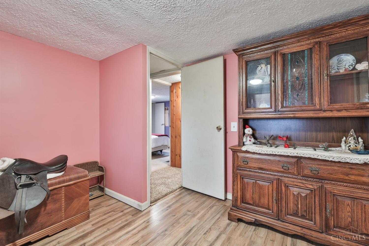 1084 Dehaas Lane, Clayton, Ohio image 22