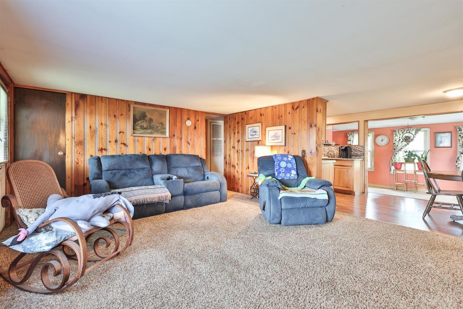 1084 Dehaas Lane, Clayton, Ohio image 7