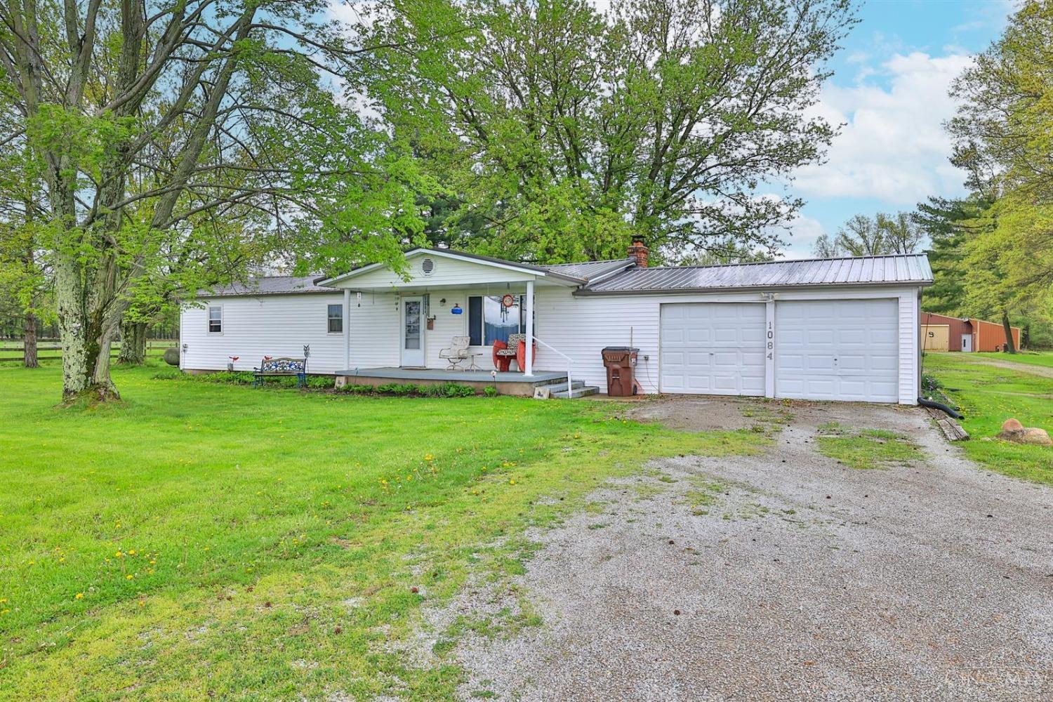 1084 Dehaas Lane, Clayton, Ohio image 1