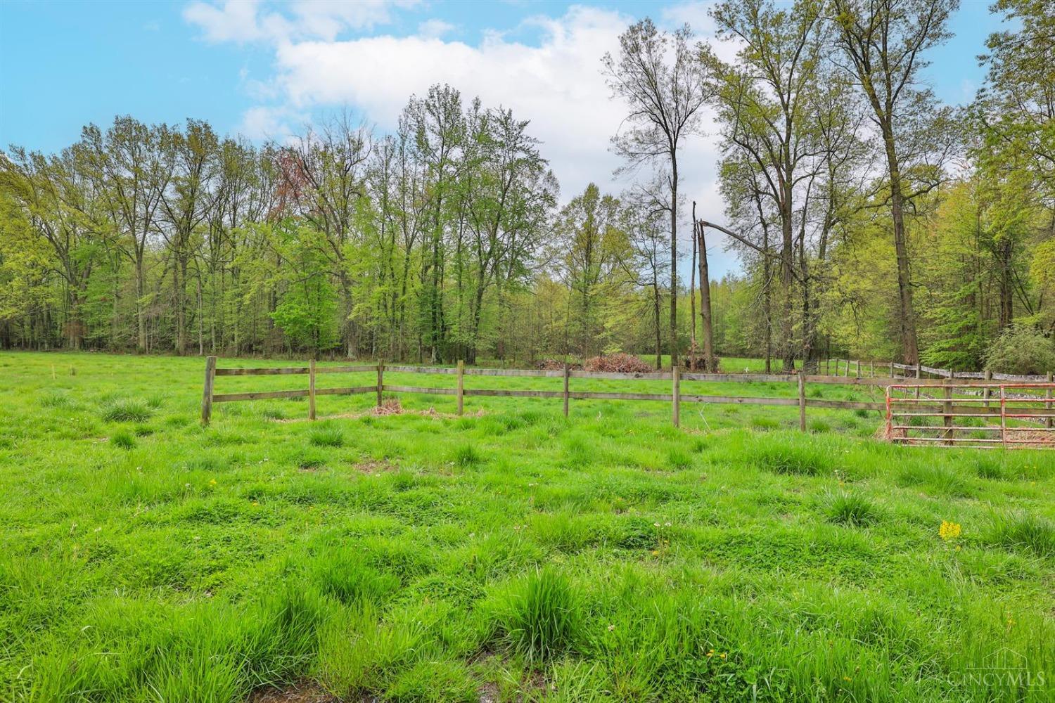 1084 Dehaas Lane, Clayton, Ohio image 29