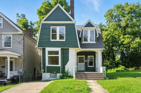 Photo of 855 Rockdale Avenue, Cincinnati, OH 45229 (MLS # 1859619) Photo of 855 Rockdale Avenue, Cincinnati, OH 45229 (MLS # 1859619)