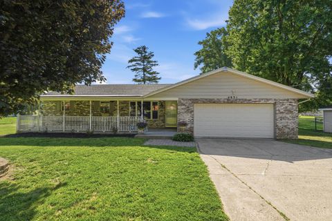 Photo of 4831 Trenton Franklin Road, Middletown, OH 45042 (MLS # 1879108)
