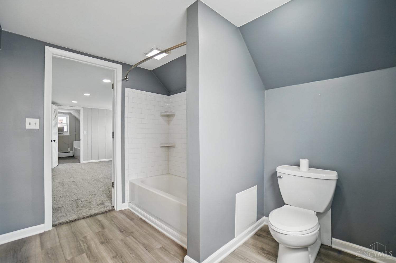 3530 Glen Edge Lane, Cincinnati, Ohio image 24