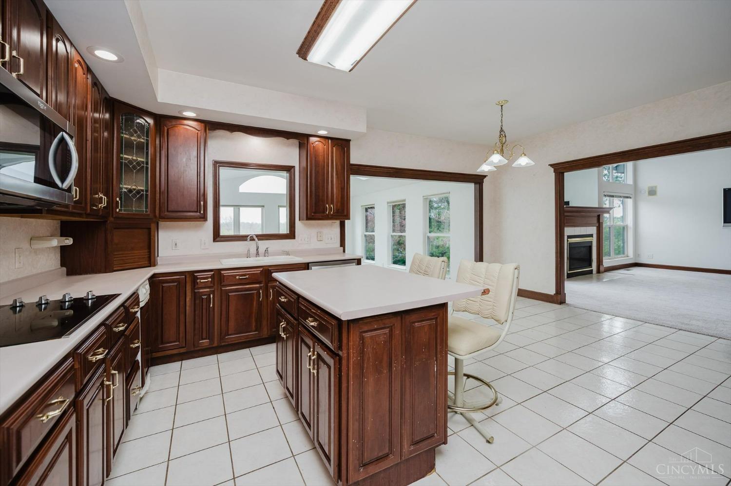 5770 Chapel Heights Lane, Colerain Twp, Ohio image 26
