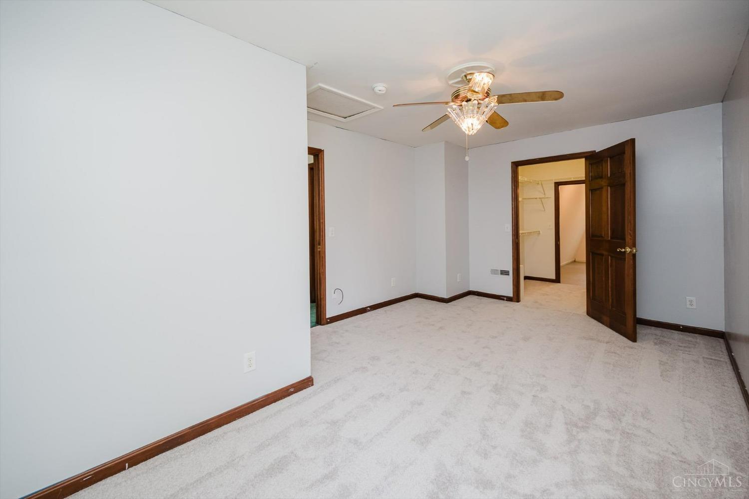 5770 Chapel Heights Lane, Colerain Twp, Ohio image 44