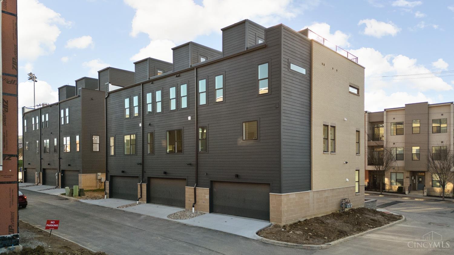 3020 Woodburn Avenue