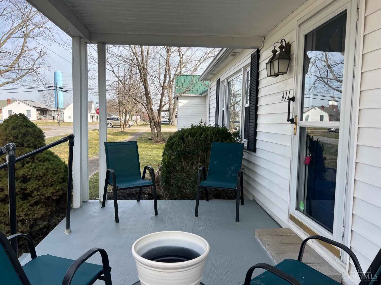 611 Harrison Street, Felicity, Ohio image 2