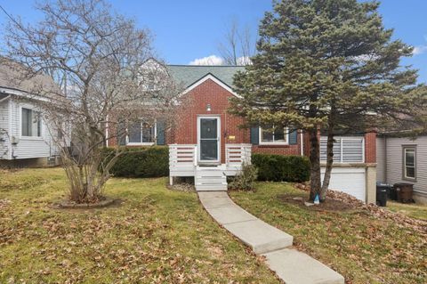 Photo of 6122 Corbly Road, Cincinnati, OH 45230 (MLS # 1871400)