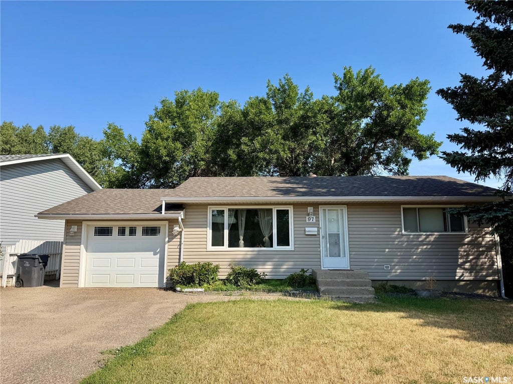 97 BURKE CRESCENT, SWIFT CURRENT, SK S9H 4E4 - Image 2947004435.jpeg?d=l