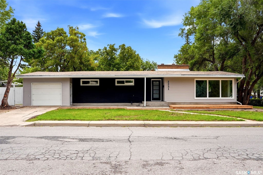 2251 JUBILEE AVENUE, REGINA, SK S4S 3V3 - Image 2838817748.jpeg?d=l