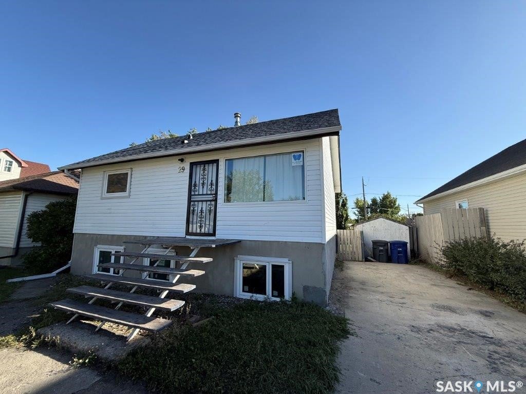 29 6TH STREET CRESCENT W, KINDERSLEY, SK S0L 1S0 - Image 253703760.jpeg?d=l