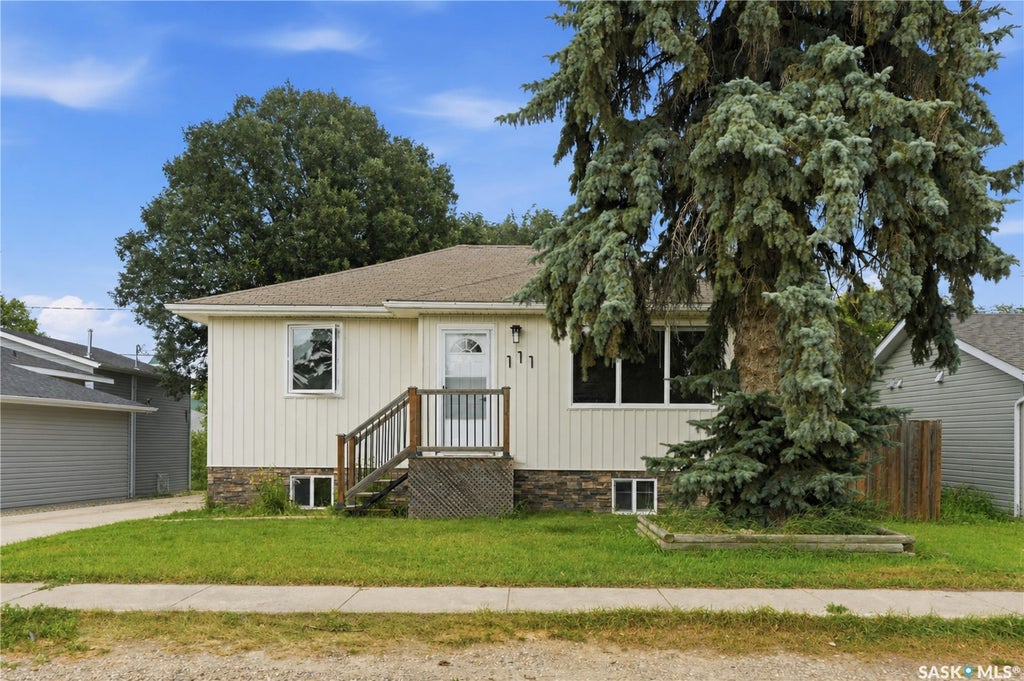 111 3RD STREET, HAGUE, SK S0K 1X0 - Image 3695192911.jpeg?d=l