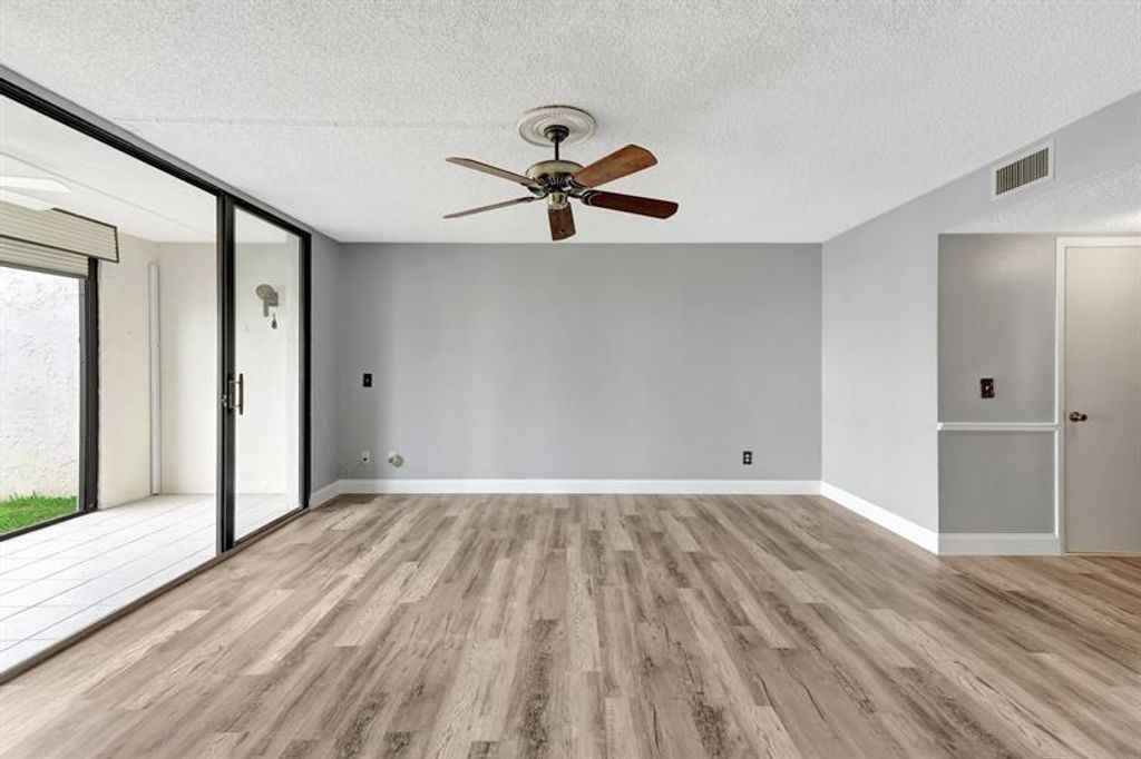 Photo of 1950 SW Palm City Rd #5104, Stuart, FL 34994 (MLS # F10462001)