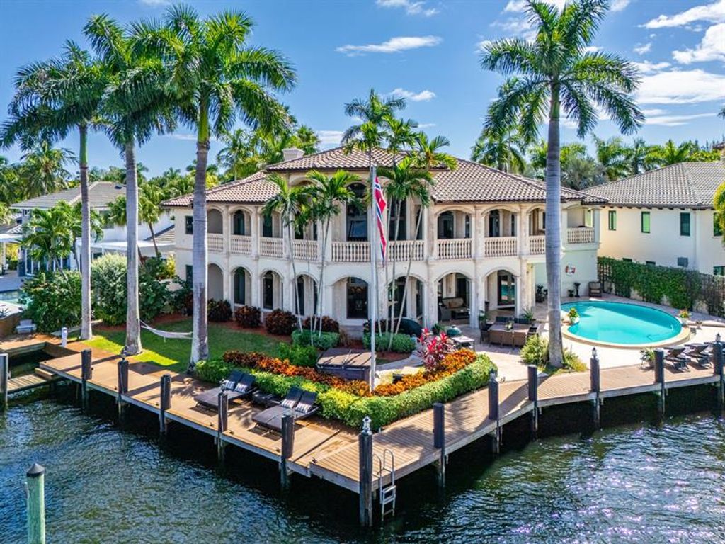 Photo of 3005 NE 19th St, Fort Lauderdale, FL 33305 (MLS # F10533996)