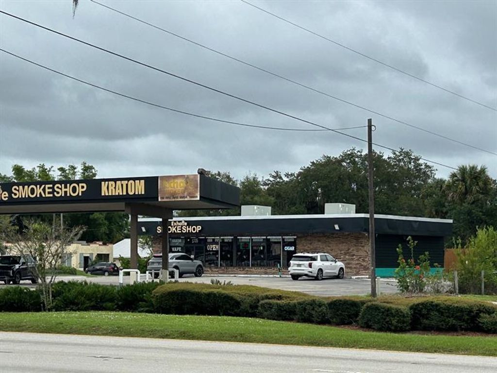 Photo of 1705 S Parrott Ave, Okeechobee, FL 34974 (MLS # F10531120)