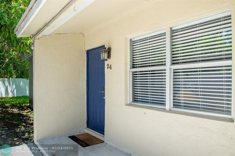 24 SW 4th Ave