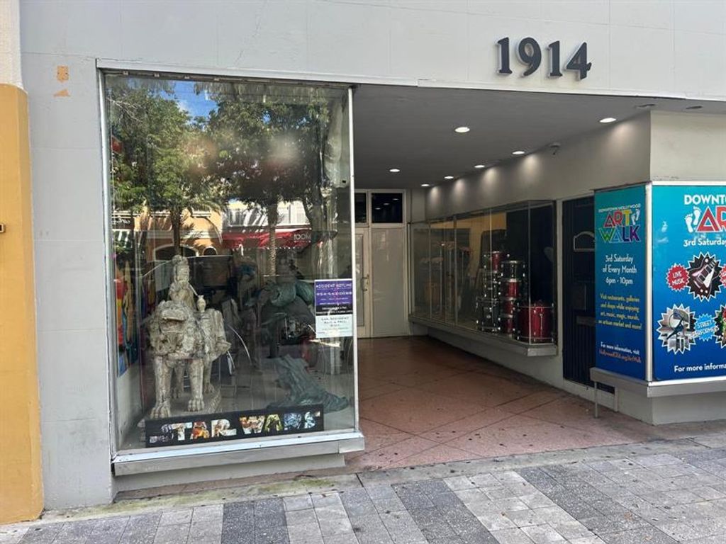 Photo of 1914 Hollywood Blvd, Hollywood, FL 33020 (MLS # F10534013)