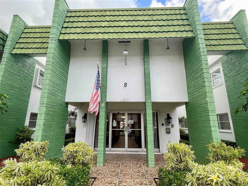 2271 NW 48th Ter 111