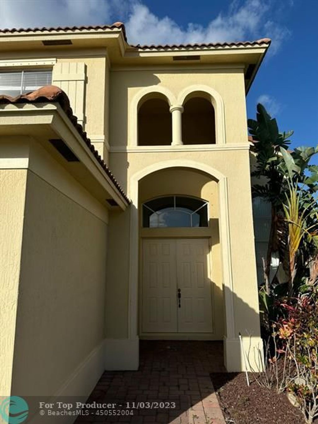 Photo of 5919 Walnut Park Ln, Fort Pierce, FL 34951 (MLS # F10407852)