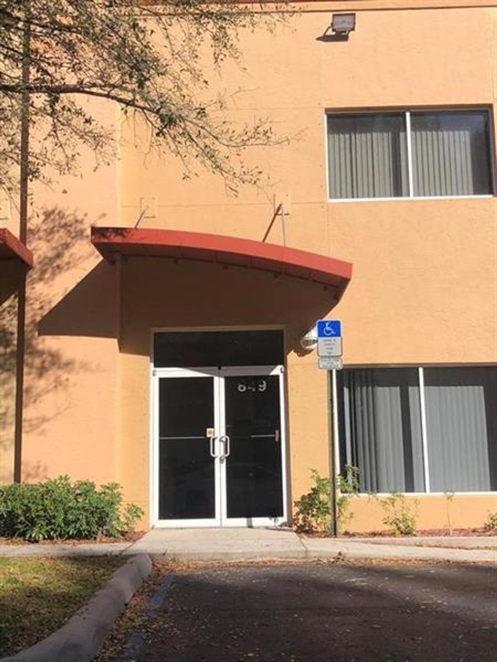 Photo of 849 S Kings Hwy, Fort Pierce, FL 34945 (MLS # F10530045)