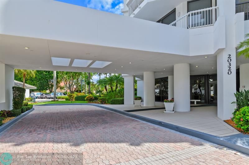 20320 Fairway Oaks Dr 372