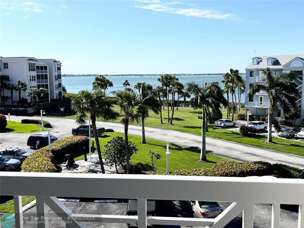 Photo of 40 NE Plantation Rd #208, Stuart, FL 34996 (MLS # F10512764)