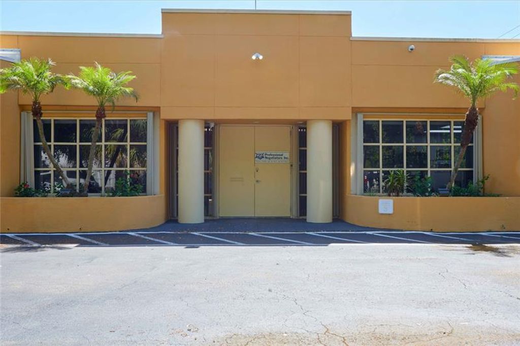 Photo of 6800 W Commercial Blvd #5, Lauderhill, FL 33319 (MLS # F10533814)