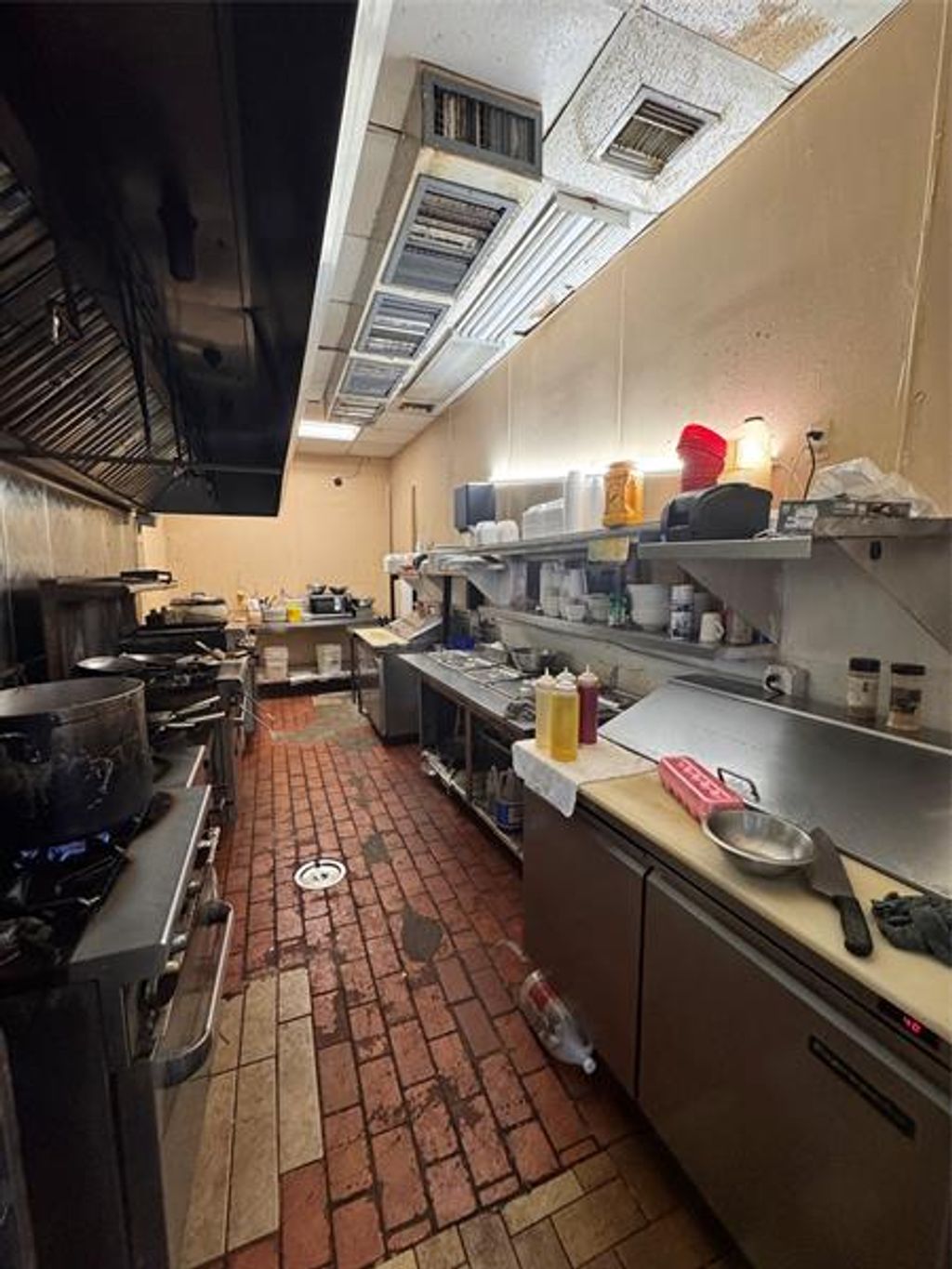 Photo of 948 NE 62nd St, Fort Lauderdale, FL 33334 (MLS # F10531209)