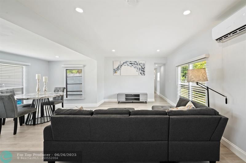 22868 Cascade Rd