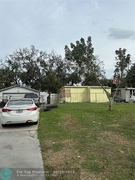 Listing image 1