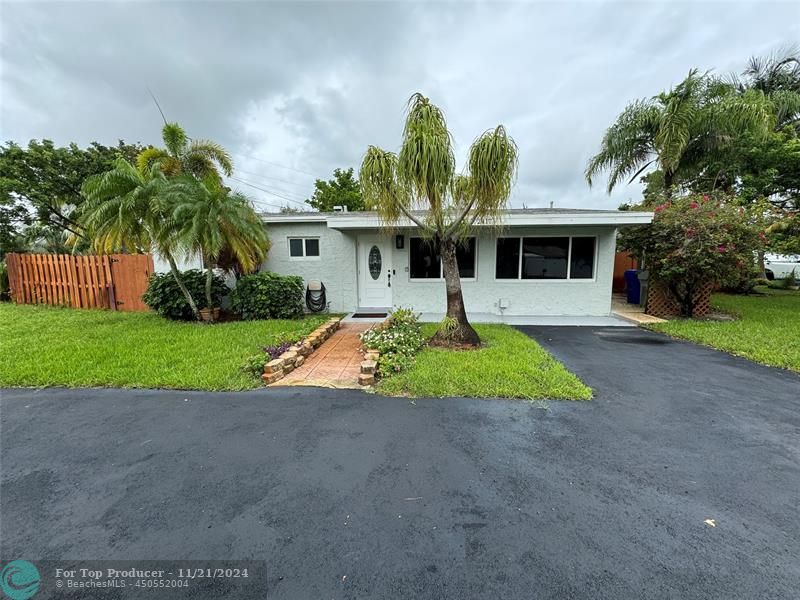2417 NE 15th Ave