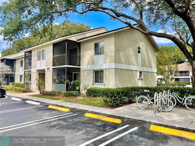 504 Gardens Dr 203