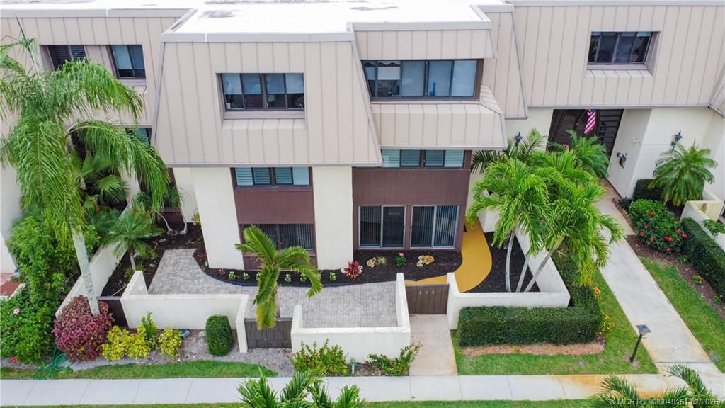 Photo of 1800 SE Saint Lucie Boulevard #9-105, Stuart, FL 34996 (MLS # M20049161)