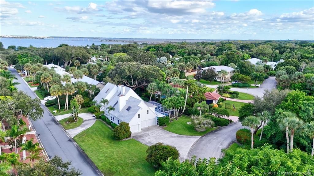 Photo of 9 Quail Run Lane, Stuart, FL 34996 (MLS # M20052738)