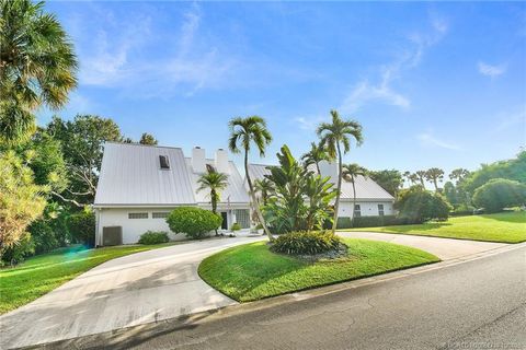 Photo of 9 Quail Run Lane, Stuart, FL 34996 (MLS # M20052738)