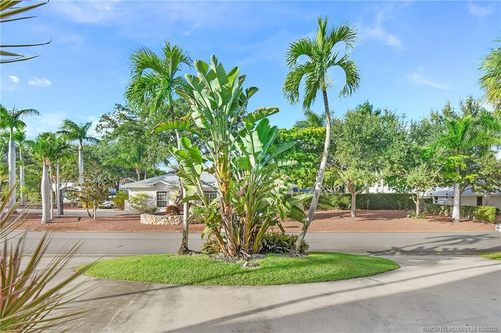 Stuart, Florida, 34996, United States, 3 Bedrooms Bedrooms, ,4 BathroomsBathrooms,Residential,Active,1967484