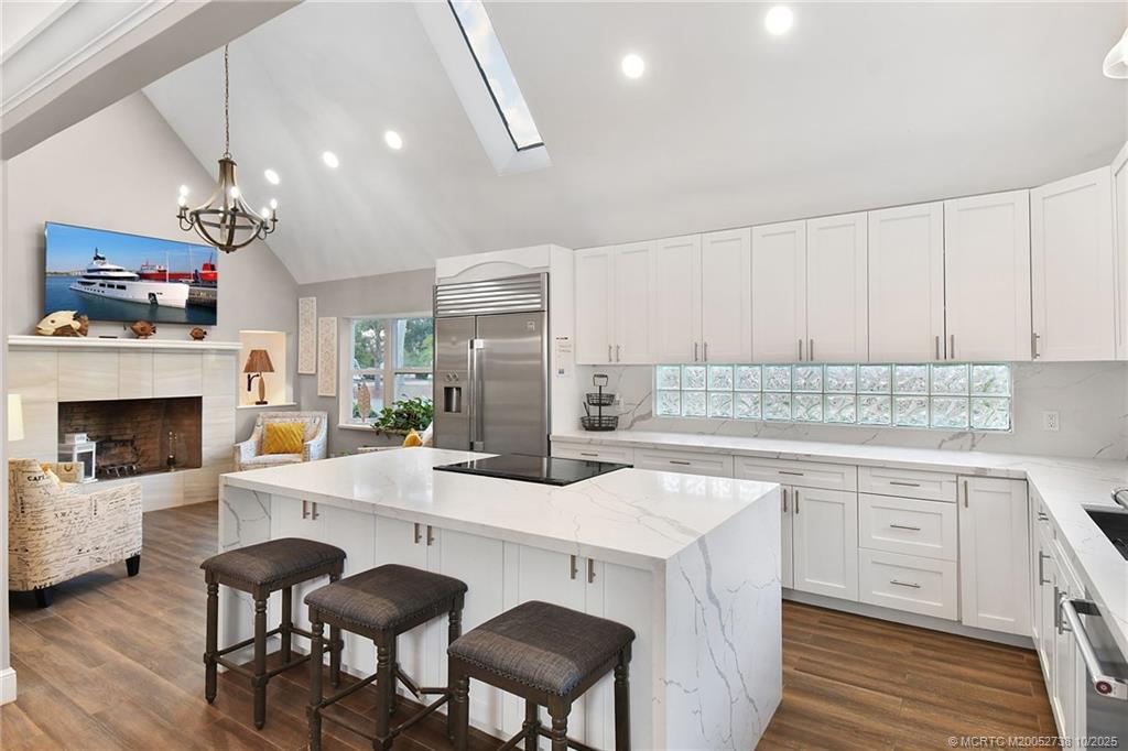 Stuart, Florida, 34996, United States, 3 Bedrooms Bedrooms, ,4 BathroomsBathrooms,Residential,Active,1967484