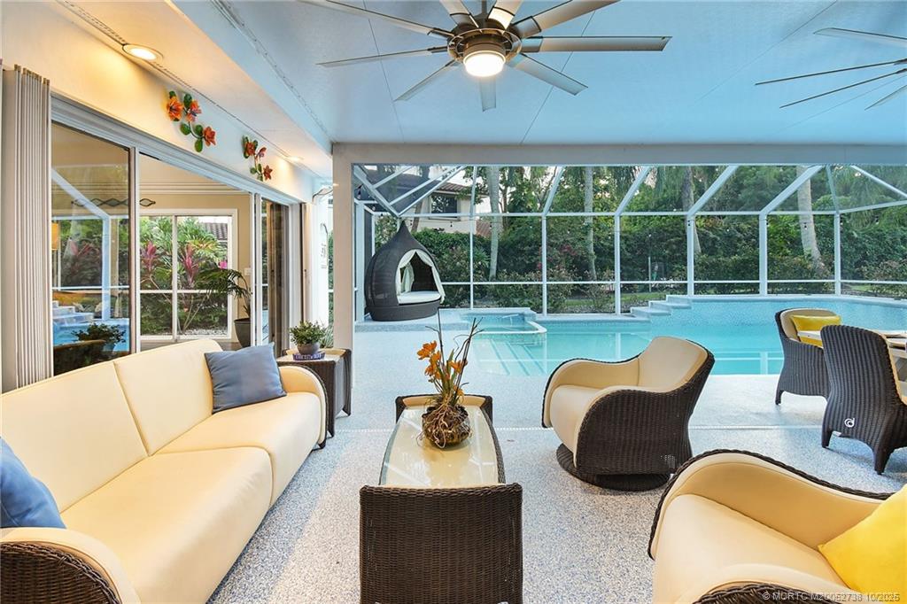 Stuart, Florida, 34996, United States, 3 Bedrooms Bedrooms, ,4 BathroomsBathrooms,Residential,Active,1967484