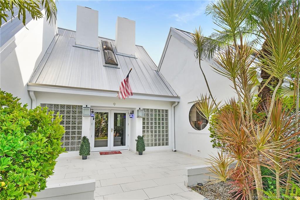 Stuart, Florida, 34996, United States, 3 Bedrooms Bedrooms, ,4 BathroomsBathrooms,Residential,Active,1967484