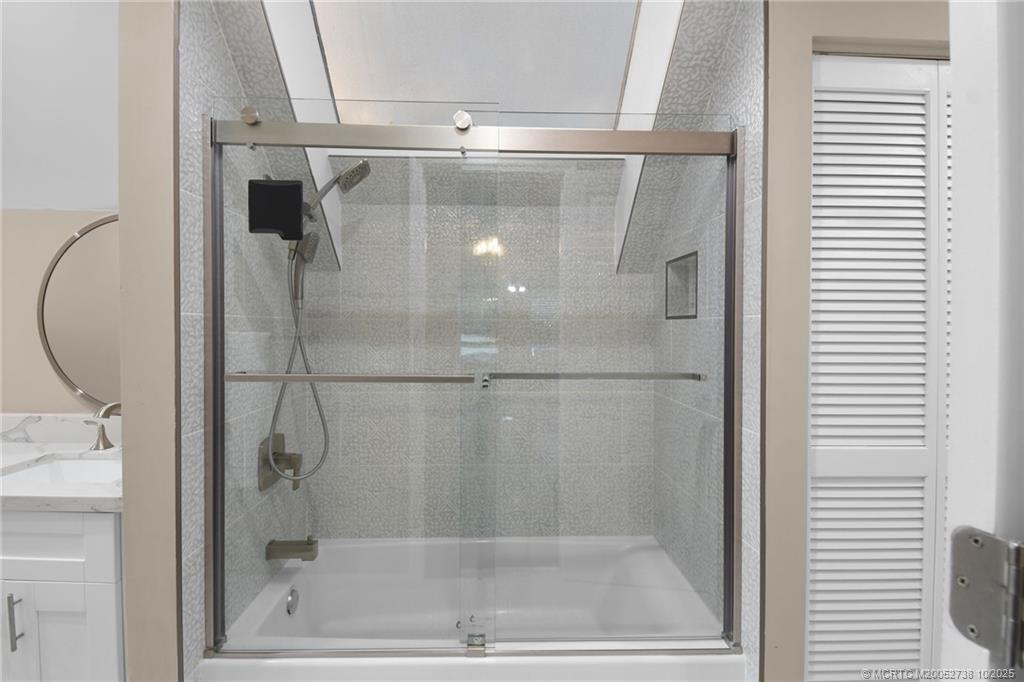 Stuart, Florida, 34996, United States, 3 Bedrooms Bedrooms, ,4 BathroomsBathrooms,Residential,Active,1967484