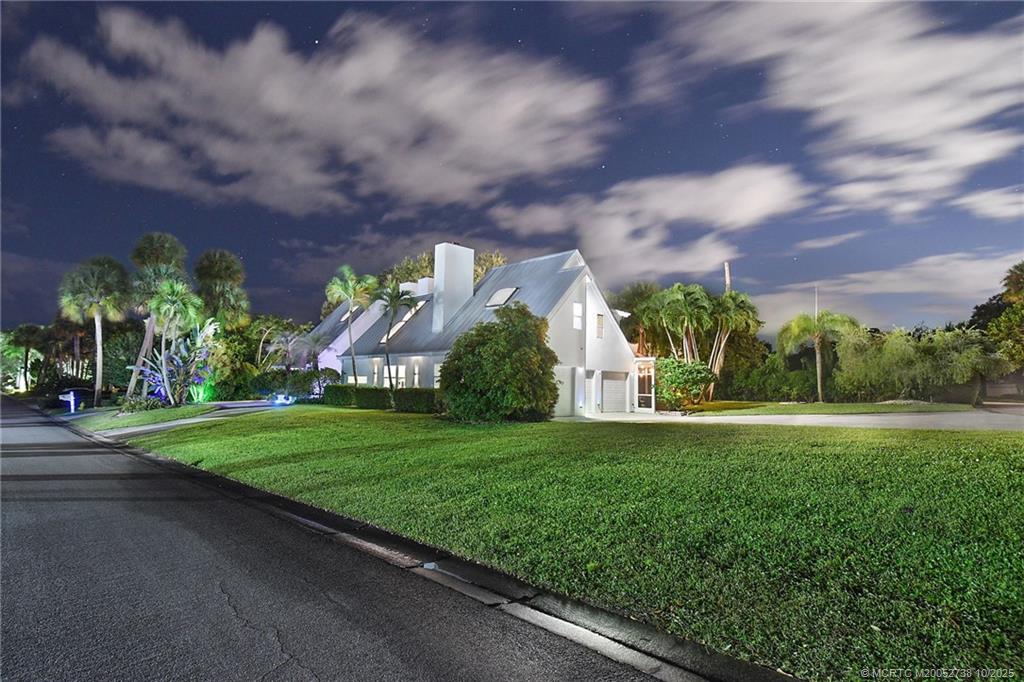 Stuart, Florida, 34996, United States, 3 Bedrooms Bedrooms, ,4 BathroomsBathrooms,Residential,Active,1967484
