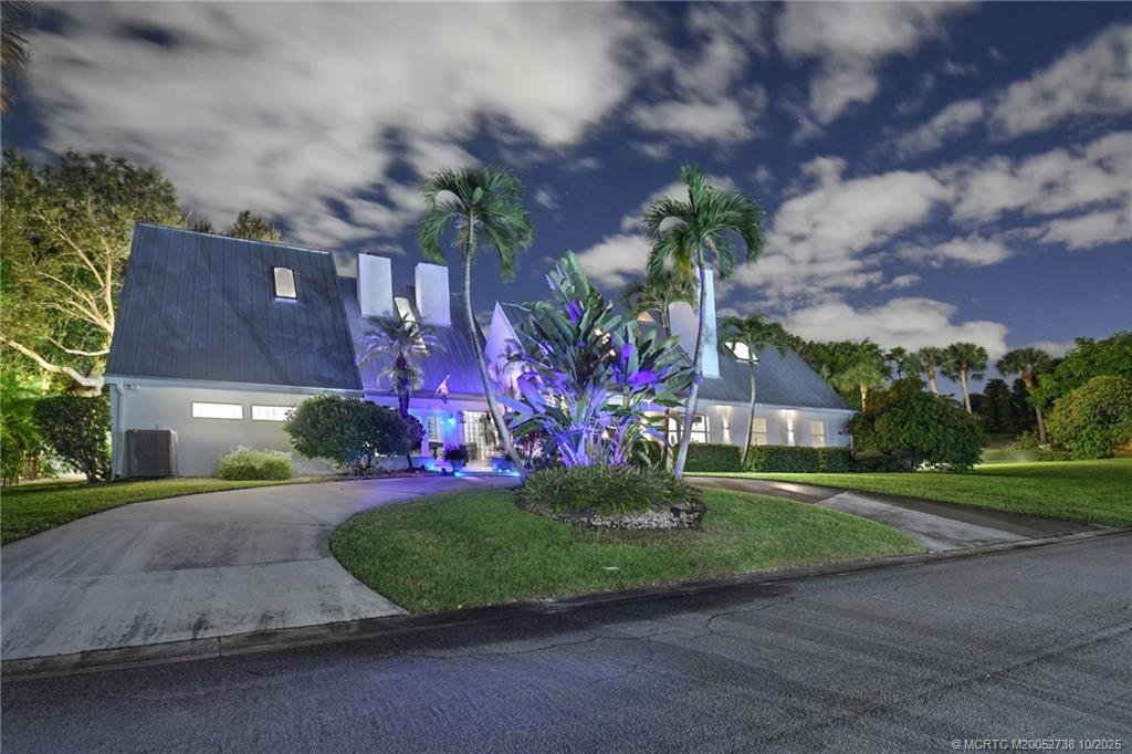 Stuart, Florida, 34996, United States, 3 Bedrooms Bedrooms, ,4 BathroomsBathrooms,Residential,Active,1967484