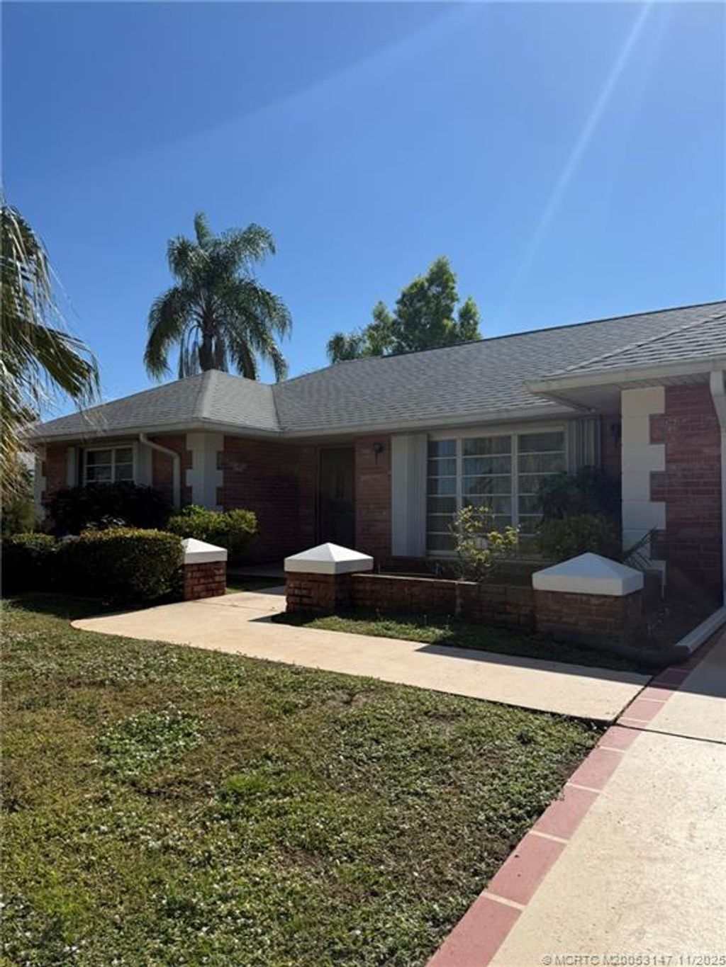 Photo of 154 SE Selva Court, Port Saint Lucie, FL 34983 (MLS # M20053147)
